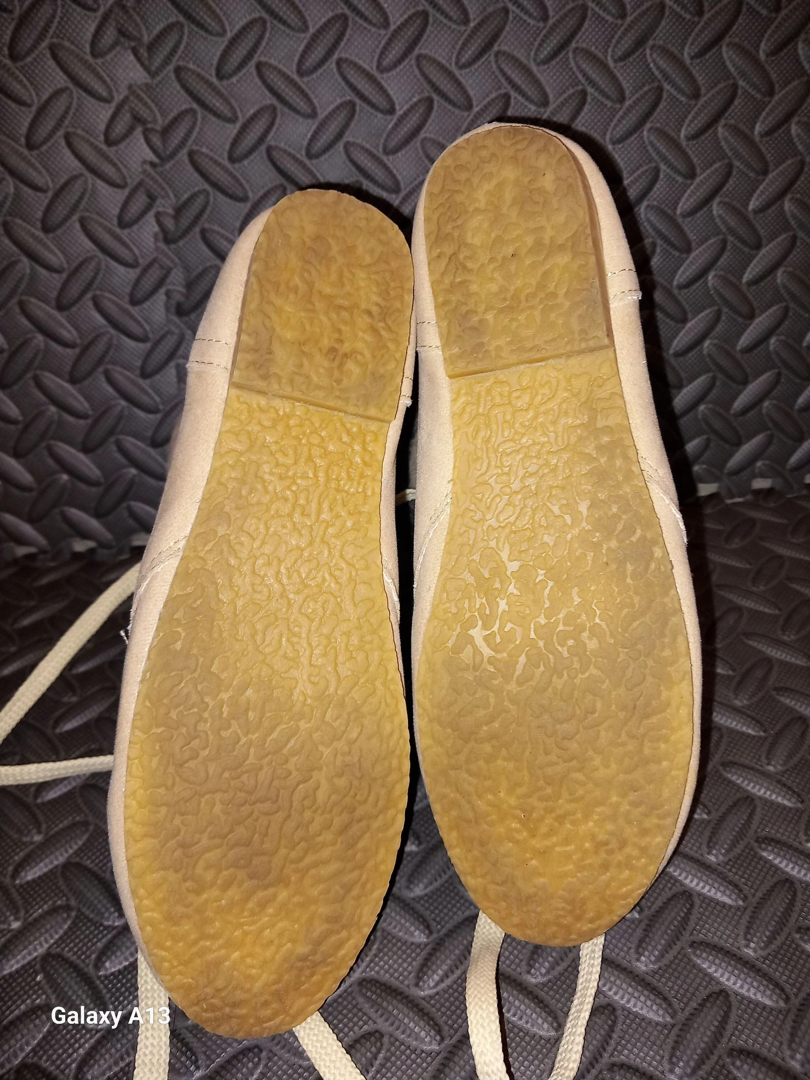 Lichte mocassinachtige laarsjes met veters – Beige / Camel – Maat 37 – photo 8